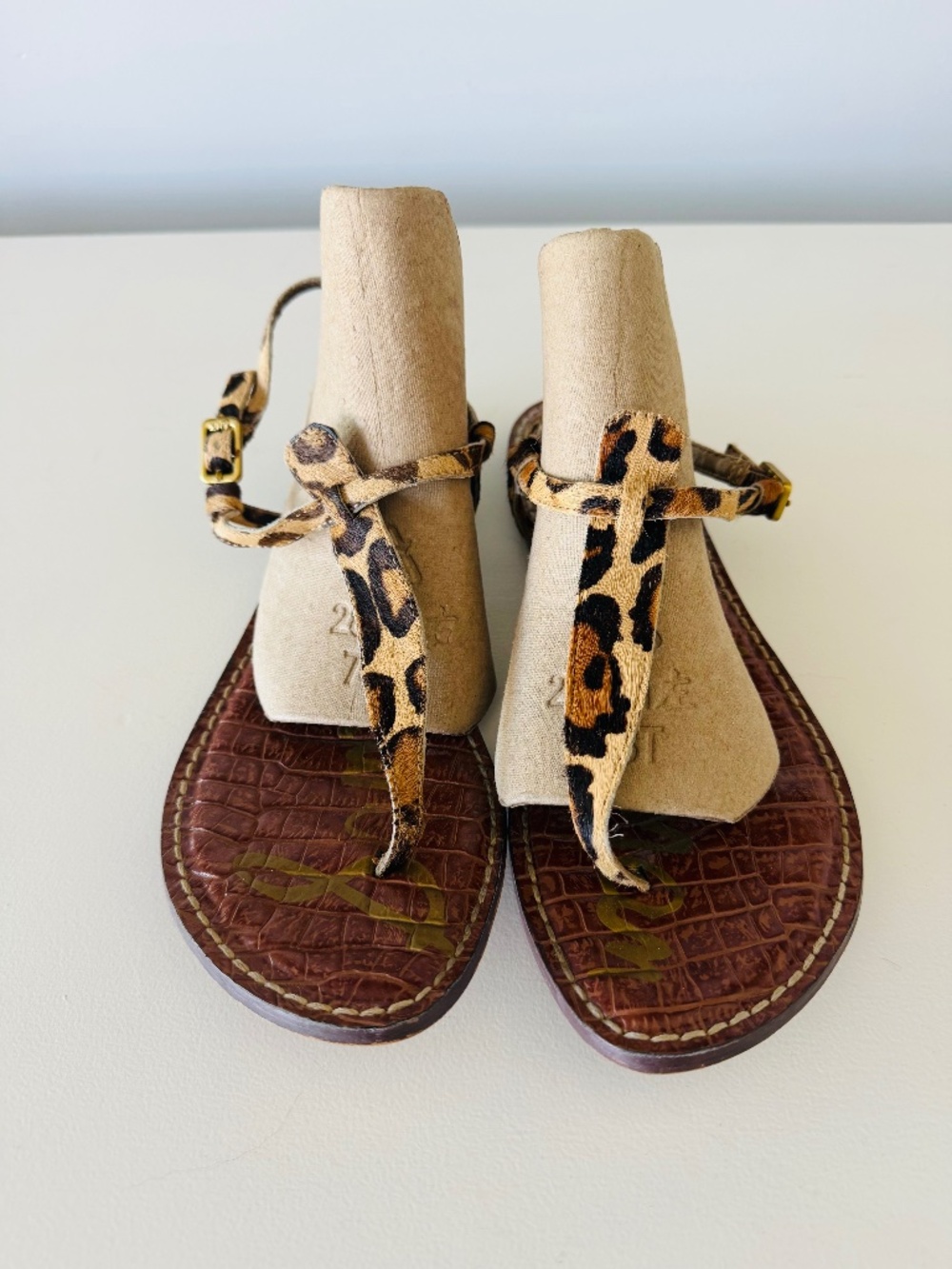 Sam Edelman Gigi Leopard Print Thong Sandals Size 8